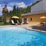 Couette-café Château De La Prade 4*