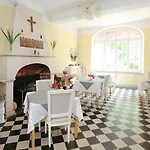 Château De La Prade 4*