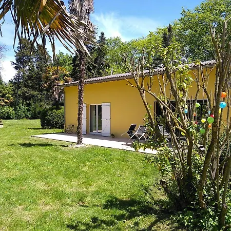 Bed & Breakfast Chateau De La Prade