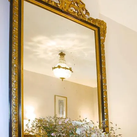 Bed and breakfast Chateau De La Prade 4*