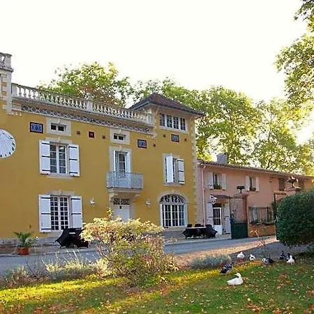 Chateau De La Prade B&B