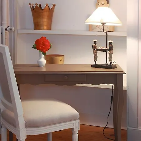 Chateau De La Prade Bed & Breakfast *